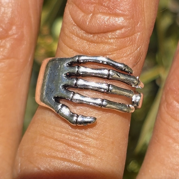 Skeleton hand wrap bypass ring stamped 925 sterling plated - Picture 15 of 16